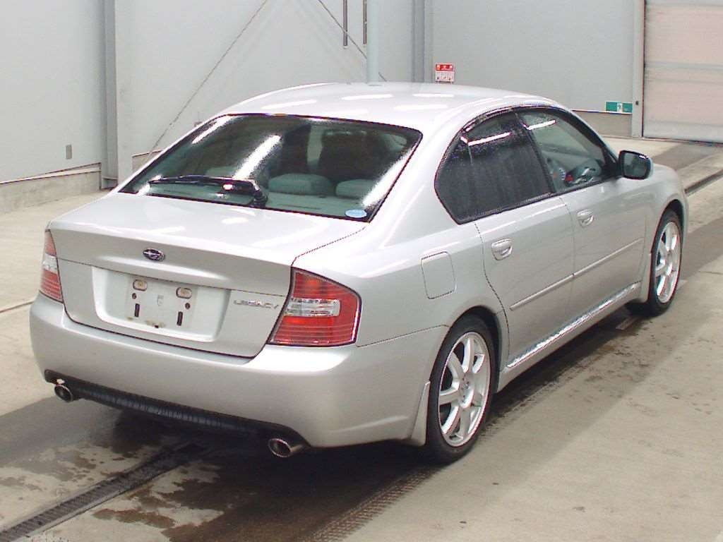 SUBARU LEGACY B4