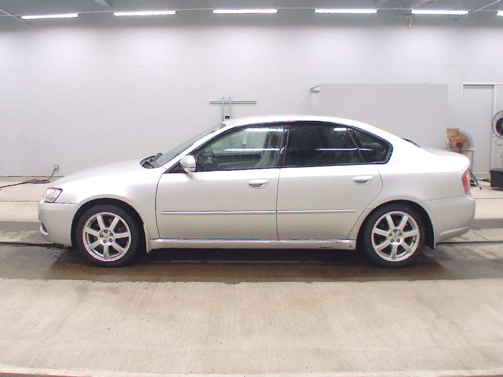SUBARU LEGACY B4