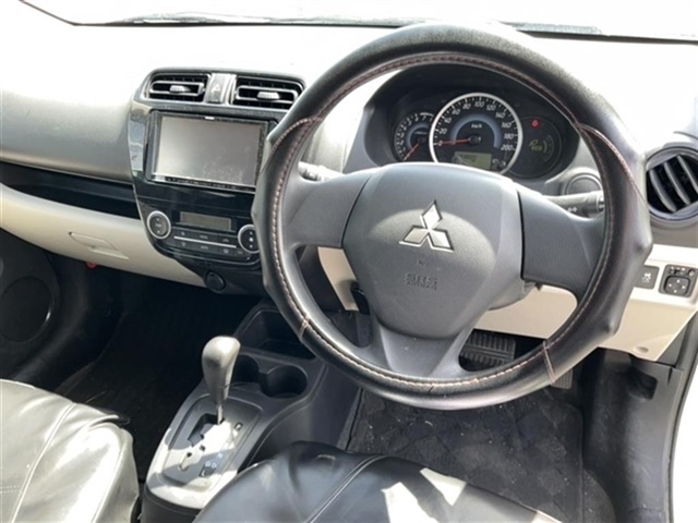 MITSUBISHI MIRAGE