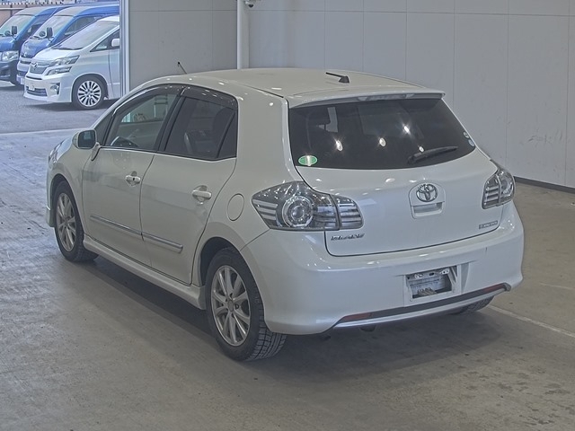 TOYOTA BLADE