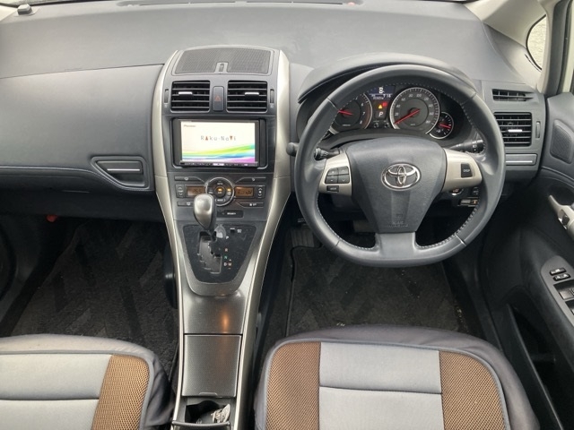TOYOTA BLADE
