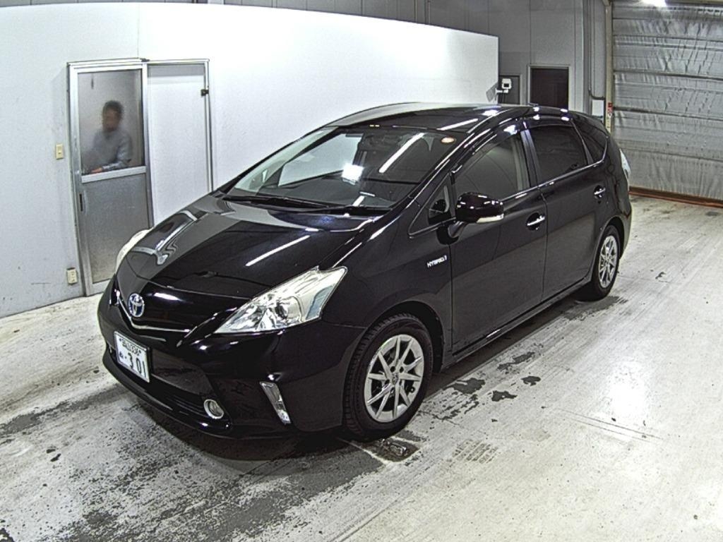 TOYOTA PRIUS ALPHA