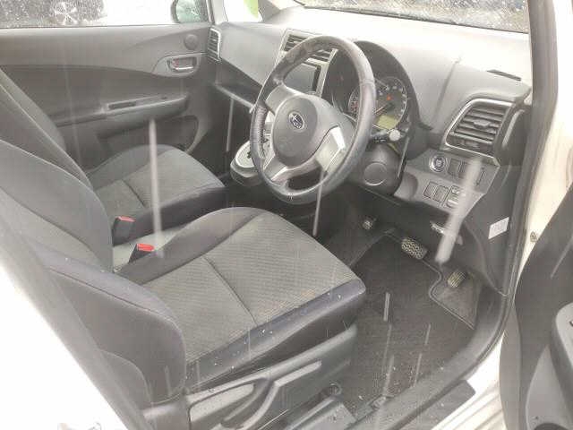 SUBARU TREZIA