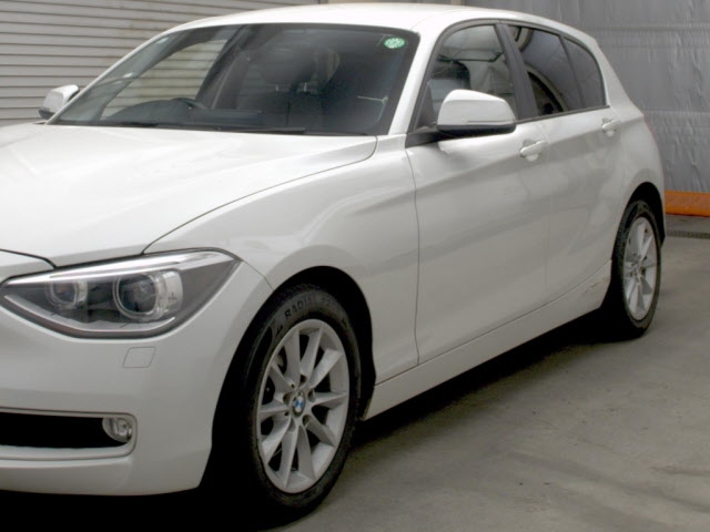 BMW 1-SERIES