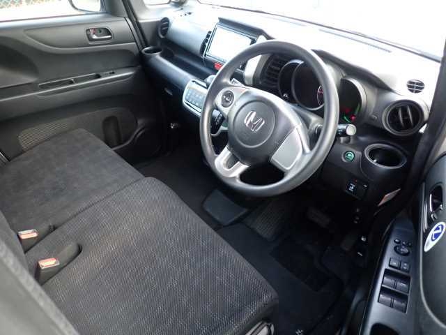 HONDA N-BOX+