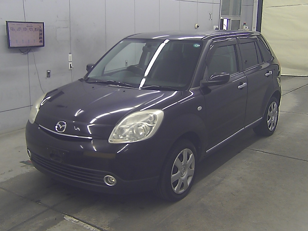 MAZDA VERISA
