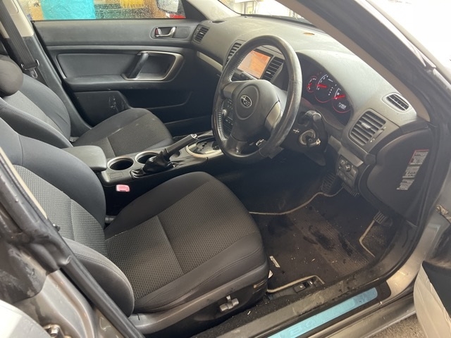 SUBARU LEGACY B4