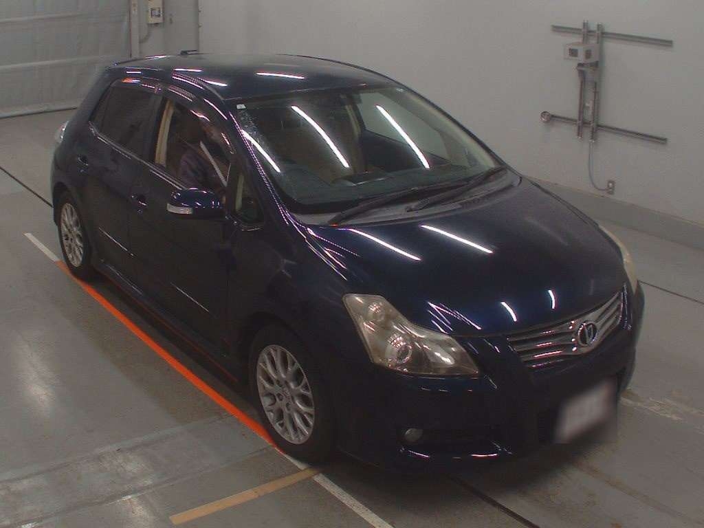 TOYOTA BLADE