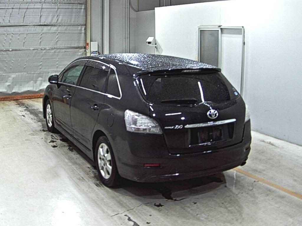 TOYOTA MARK X ZIO
