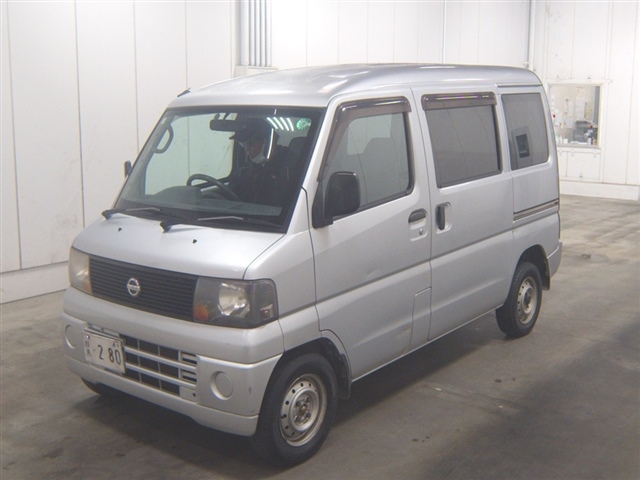 NISSAN CLIPPER