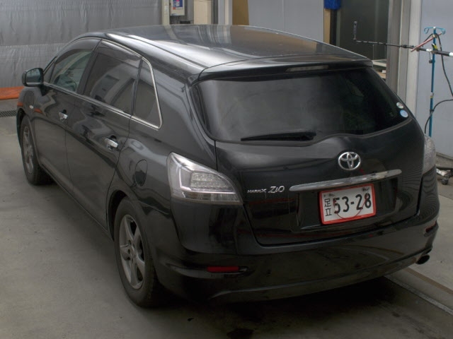 TOYOTA MARK X ZIO
