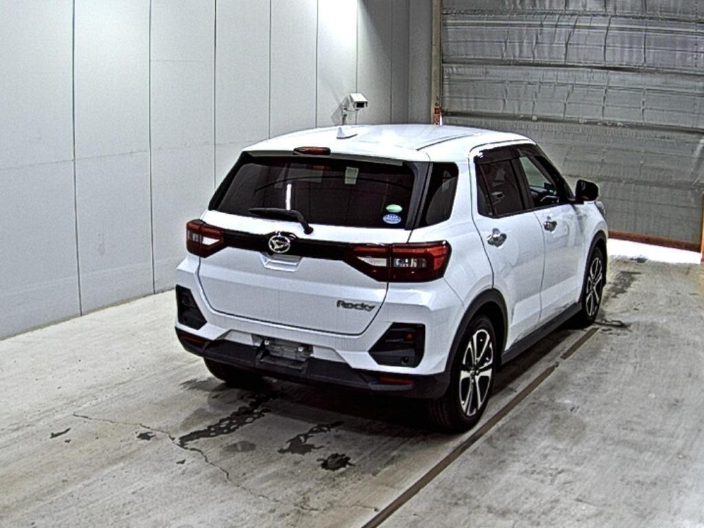 DAIHATSU ROCKY