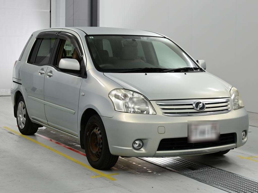 TOYOTA RAUM
