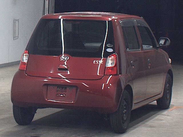DAIHATSU ESSE