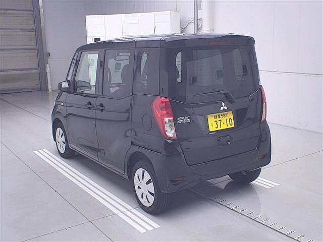 MITSUBISHI EK SPACE