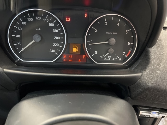BMW 1-SERIES