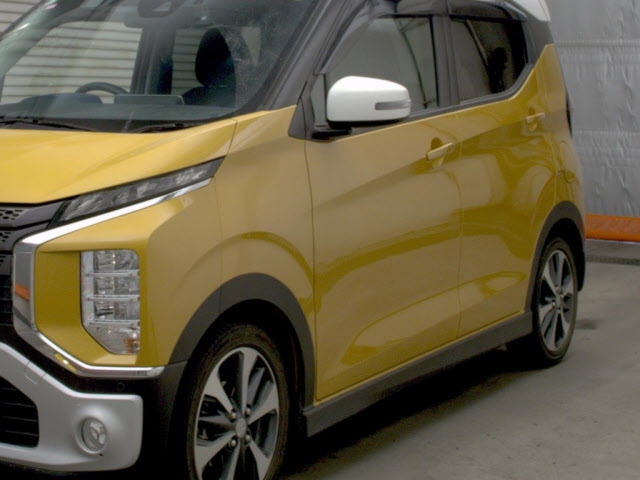 MITSUBISHI EK X