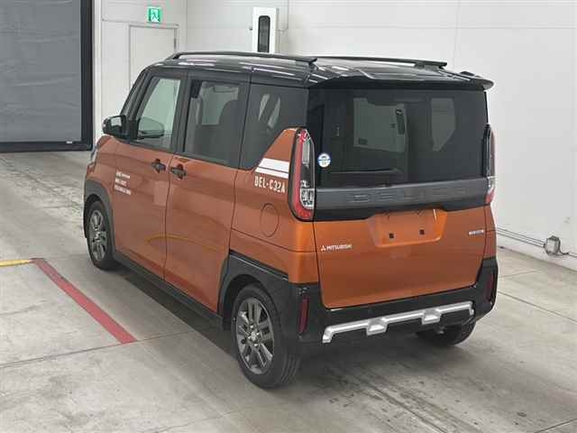 MITSUBISHI DELICA MINI