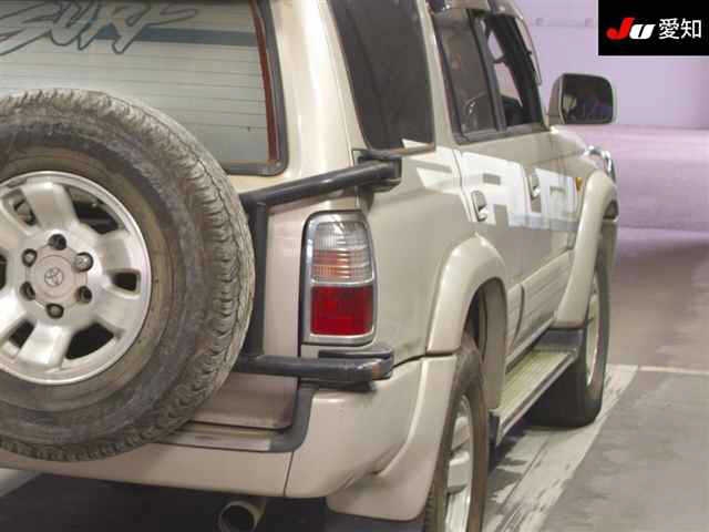 TOYOTA HILUX SURF