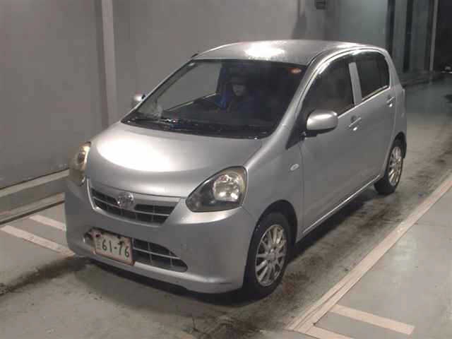 TOYOTA PIXIS EPOCH