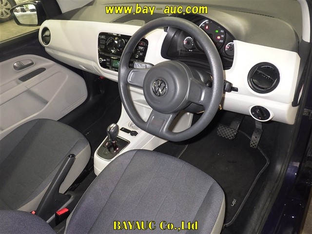 VOLKSWAGEN UP!
