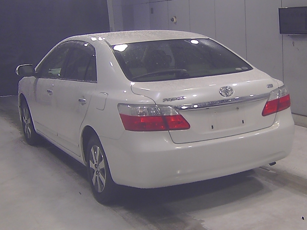 TOYOTA PREMIO