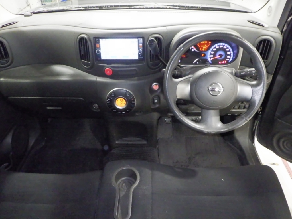 NISSAN CUBE