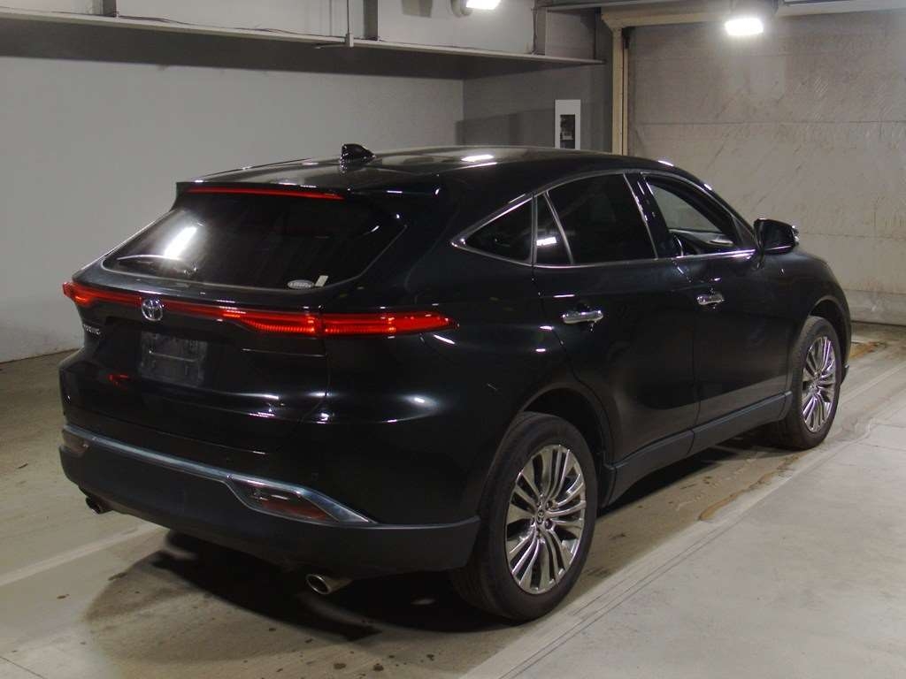 TOYOTA HARRIER