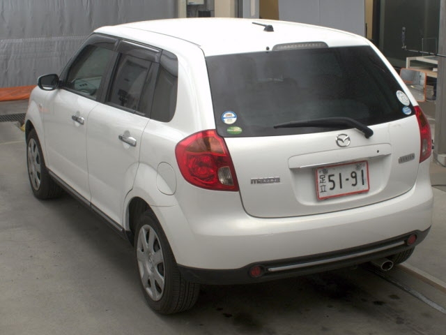 MAZDA VERISA