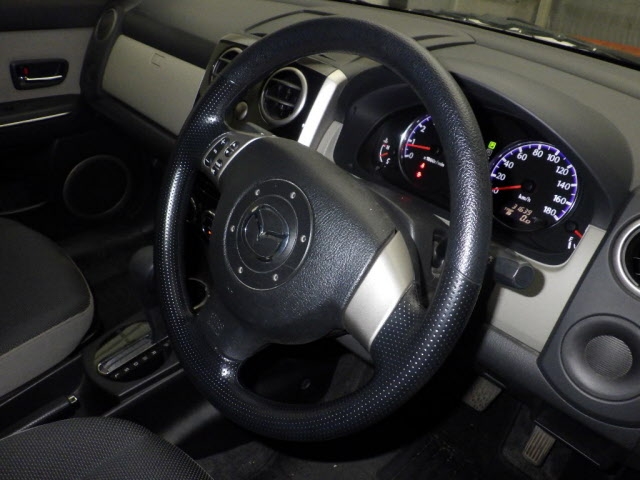 MAZDA VERISA
