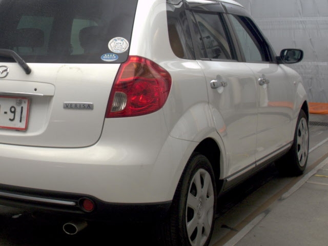 MAZDA VERISA