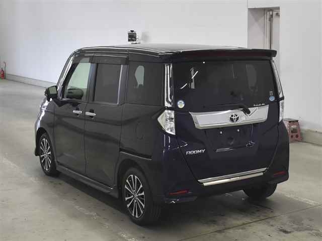 TOYOTA TANK