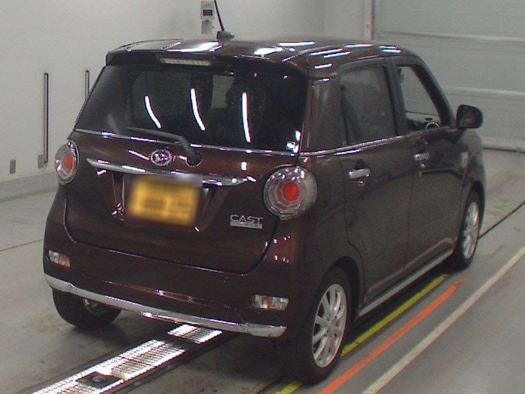 DAIHATSU CAST