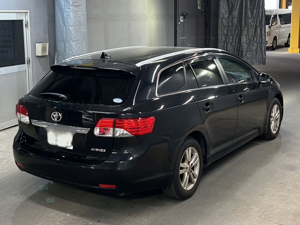 TOYOTA AVENSIS