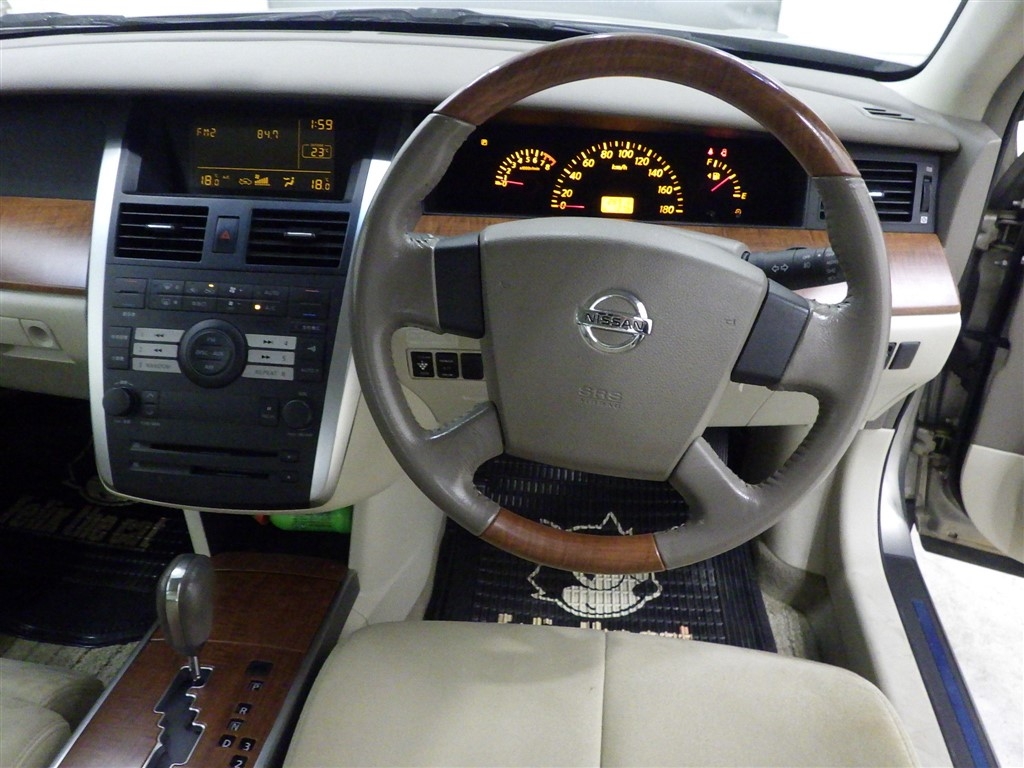 NISSAN TEANA