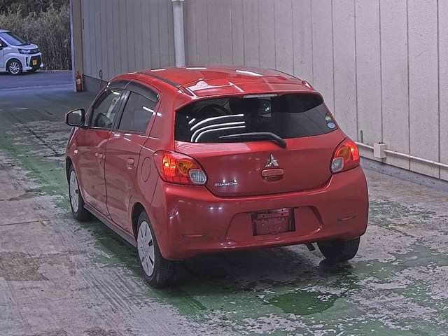 MITSUBISHI MIRAGE