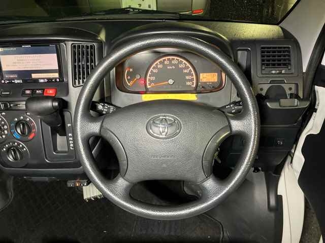 TOYOTA LITE ACE
