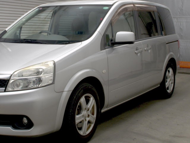 NISSAN LAFESTA
