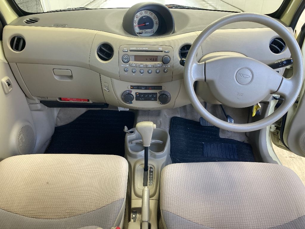 DAIHATSU ESSE