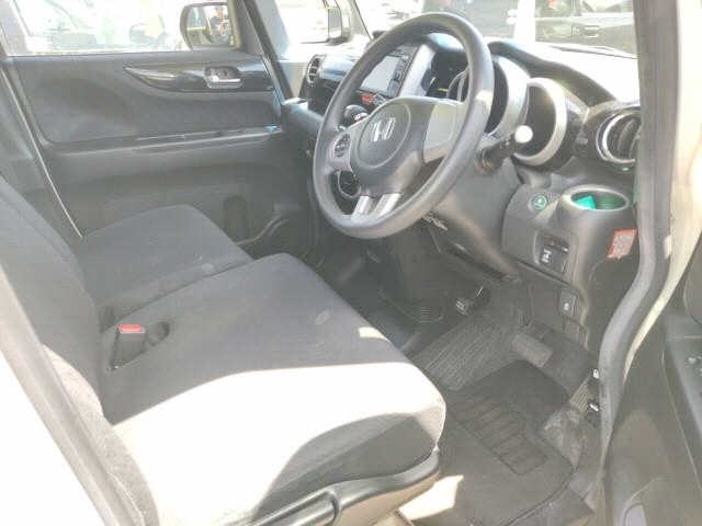 HONDA N-BOX+
