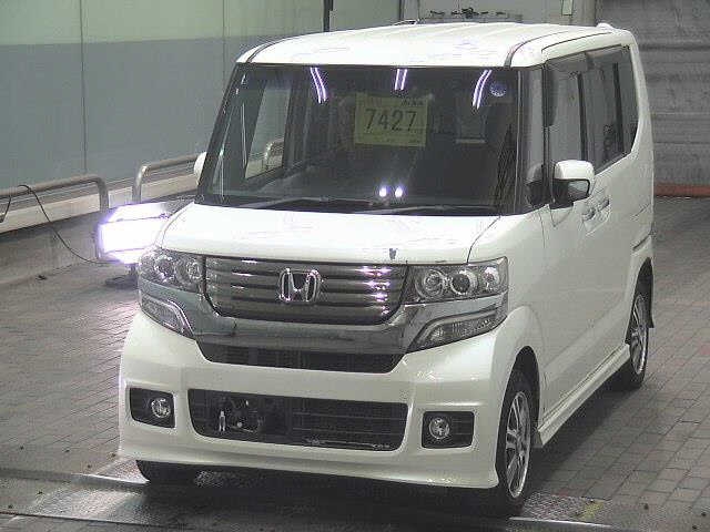 HONDA N-BOX+
