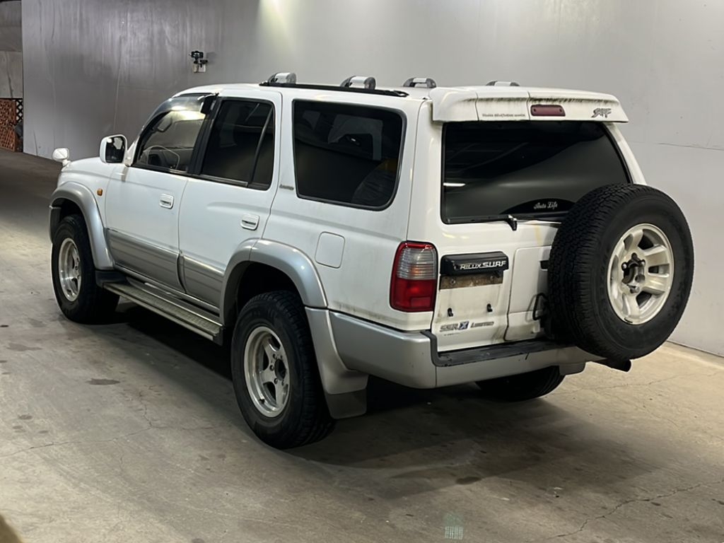 TOYOTA HILUX SURF