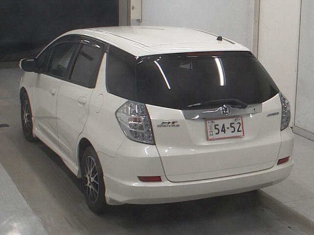 HONDA FIT SHUTTLE
