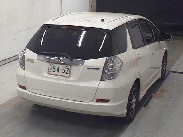 HONDA FIT SHUTTLE