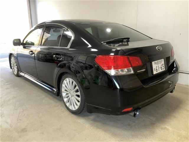 SUBARU LEGACY B4
