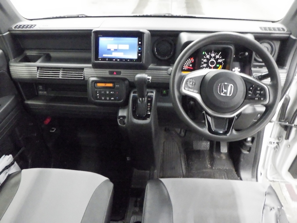 HONDA N-VAN