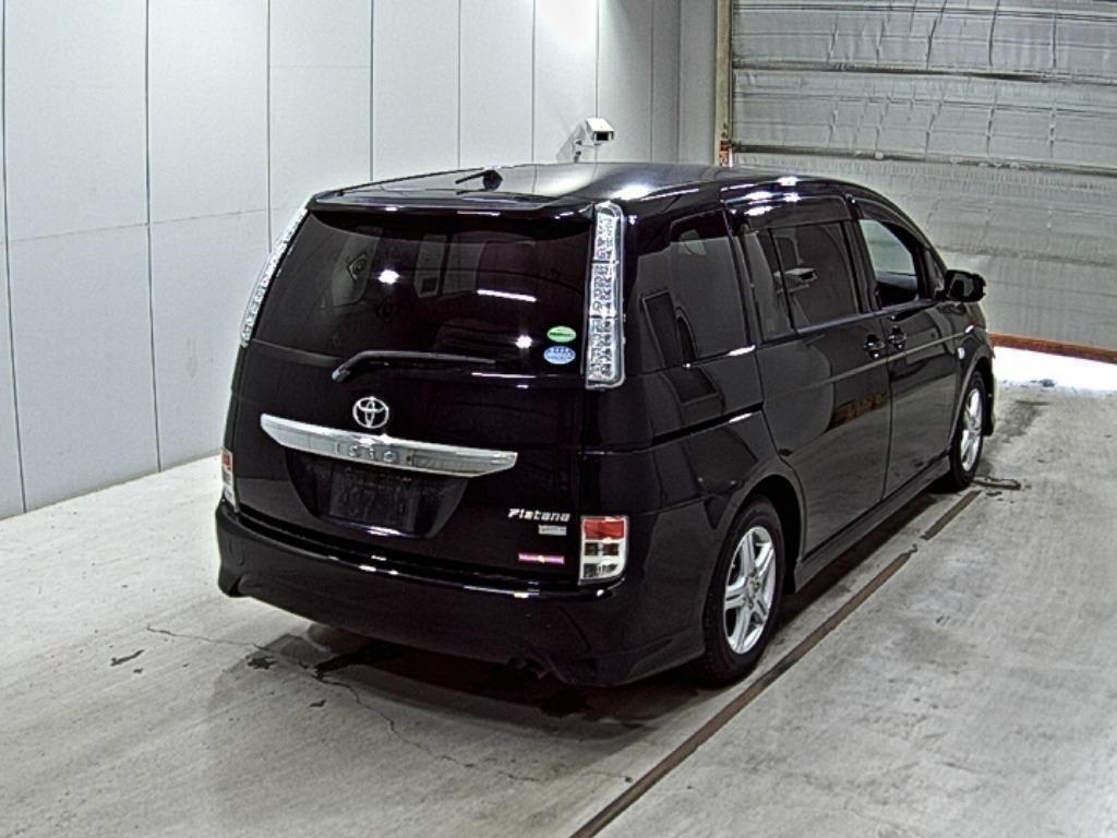 TOYOTA ISIS