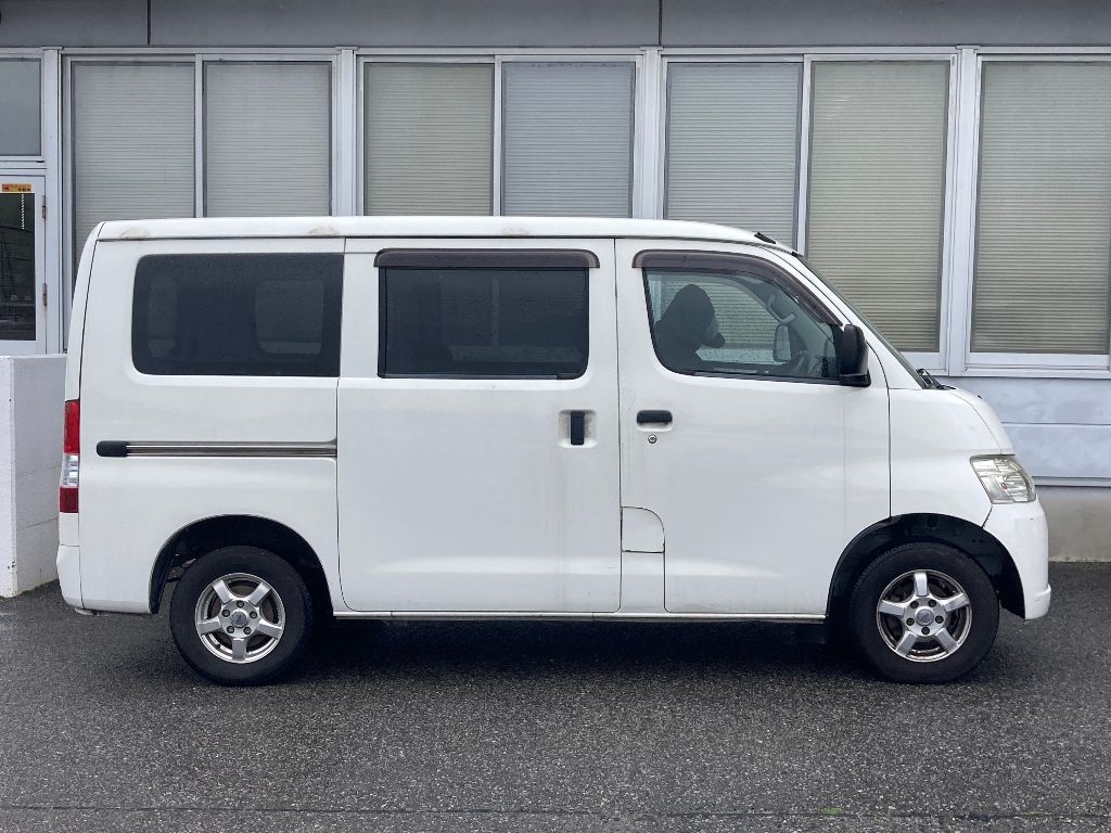 TOYOTA LITE ACE