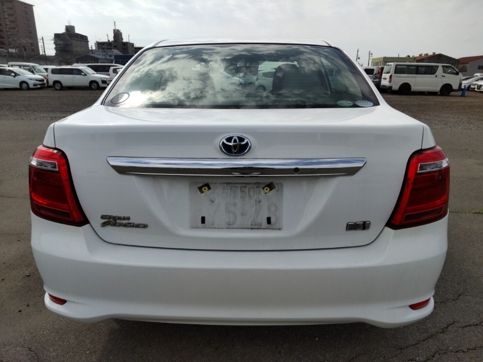 TOYOTA COROLLA AXIO