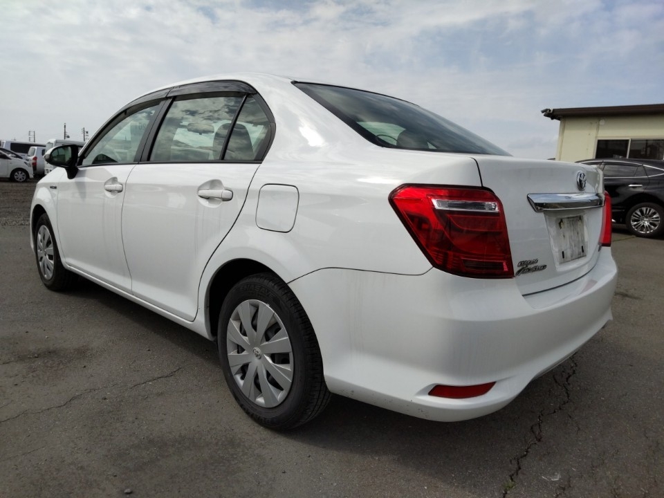 TOYOTA COROLLA AXIO